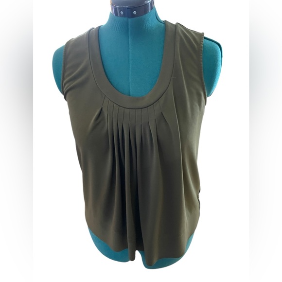 Pantsuit by Liz Claiborne: Top is Large, Pants are XL - Picture 2 of 6